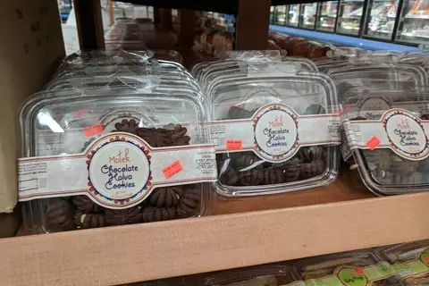 Holtwhites Bakery & Deli photo 2